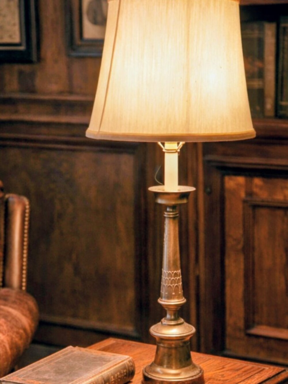 Vintage Stiffel style Brass Table Lamp Hollywood Regency Mid Century w/ Shade